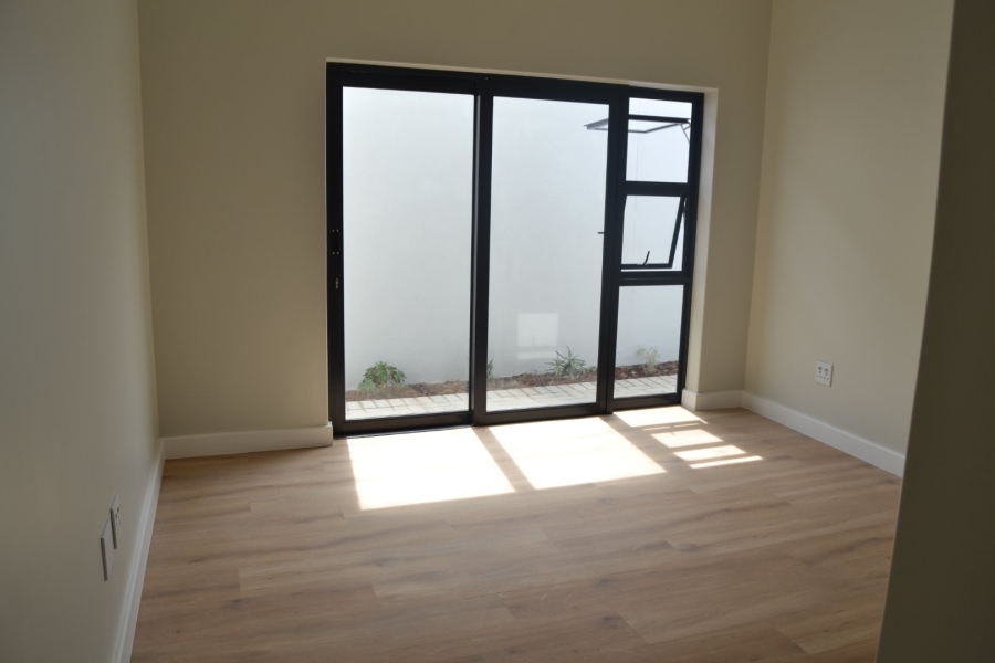 2 Bedroom Property for Sale in Mzuri Estate Western Cape